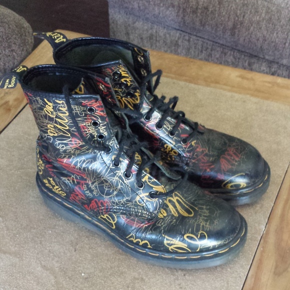 Dr. Martens Shoes - Vintage Black Graffiti Dr Martens Rare 90's